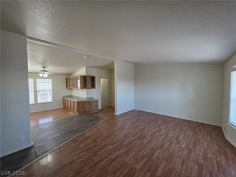 3560 Estes Park Dr — Photo 7