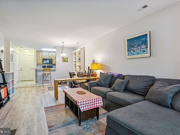 3rd image of 10302 Appalachian Cir #8-310