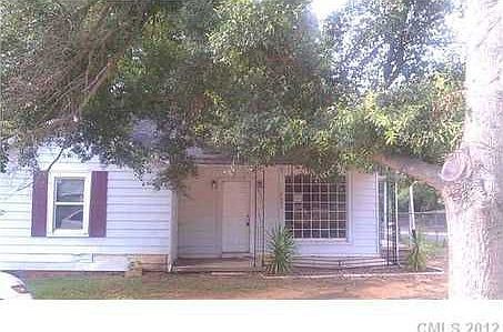 1st image of 2602 Crescent Ln