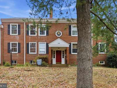 4836 29th St S APT A1, Arlington, VA, 22206