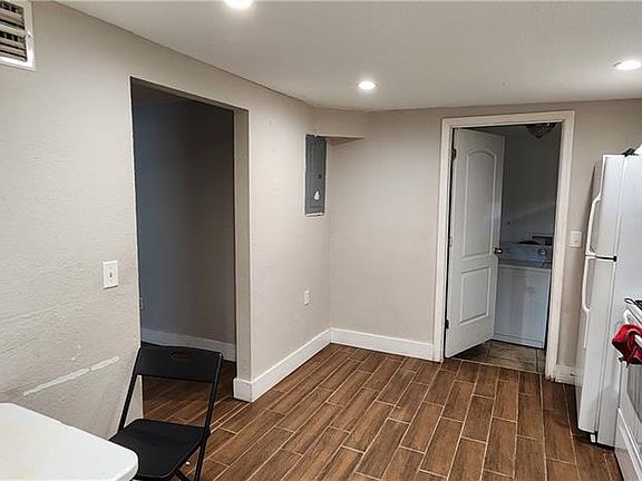 4th image of 1423 Lura AVE