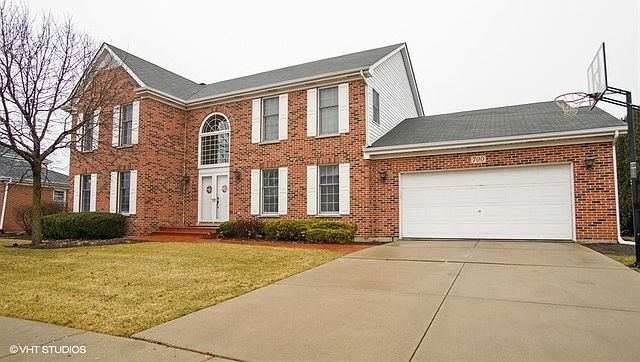 1st image of 700 Waterford Dr
