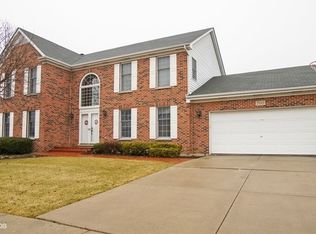 700 Waterford Dr, Des Plaines, IL