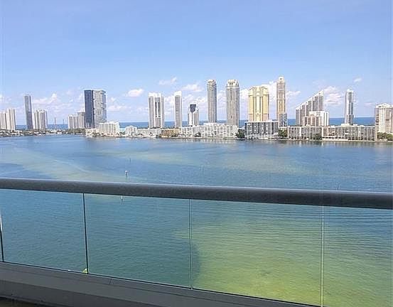 3rd image of 2600 Island Blvd APT 1603
