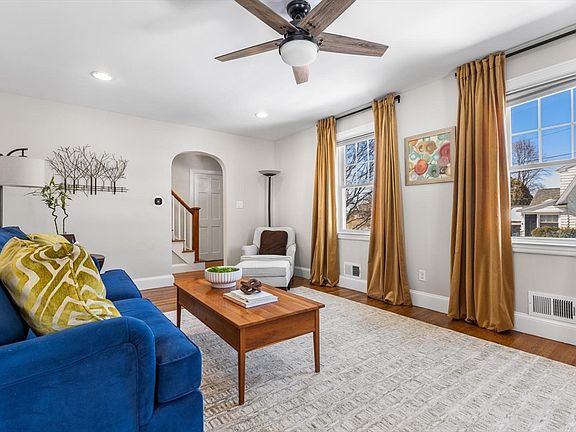 4th image of 41 Lyman Rd