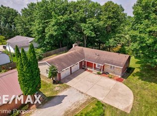 1682 Caro Lake Dr, Caro, MI 48723