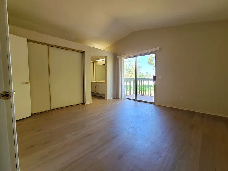 2476 Dublin Way — Photo 16