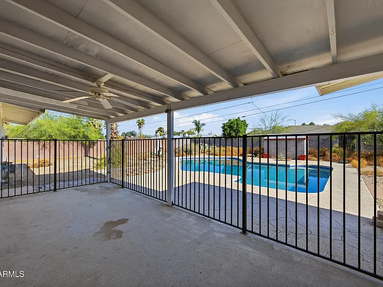 4213 E Sahuaro Dr — Photo 22