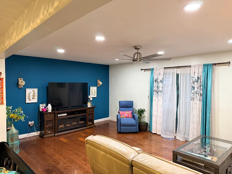 3006 Astor Close — Photo 4