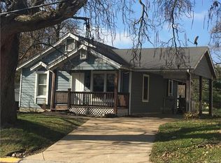 1001 S Benton Ave, Saint Charles, MO 63301