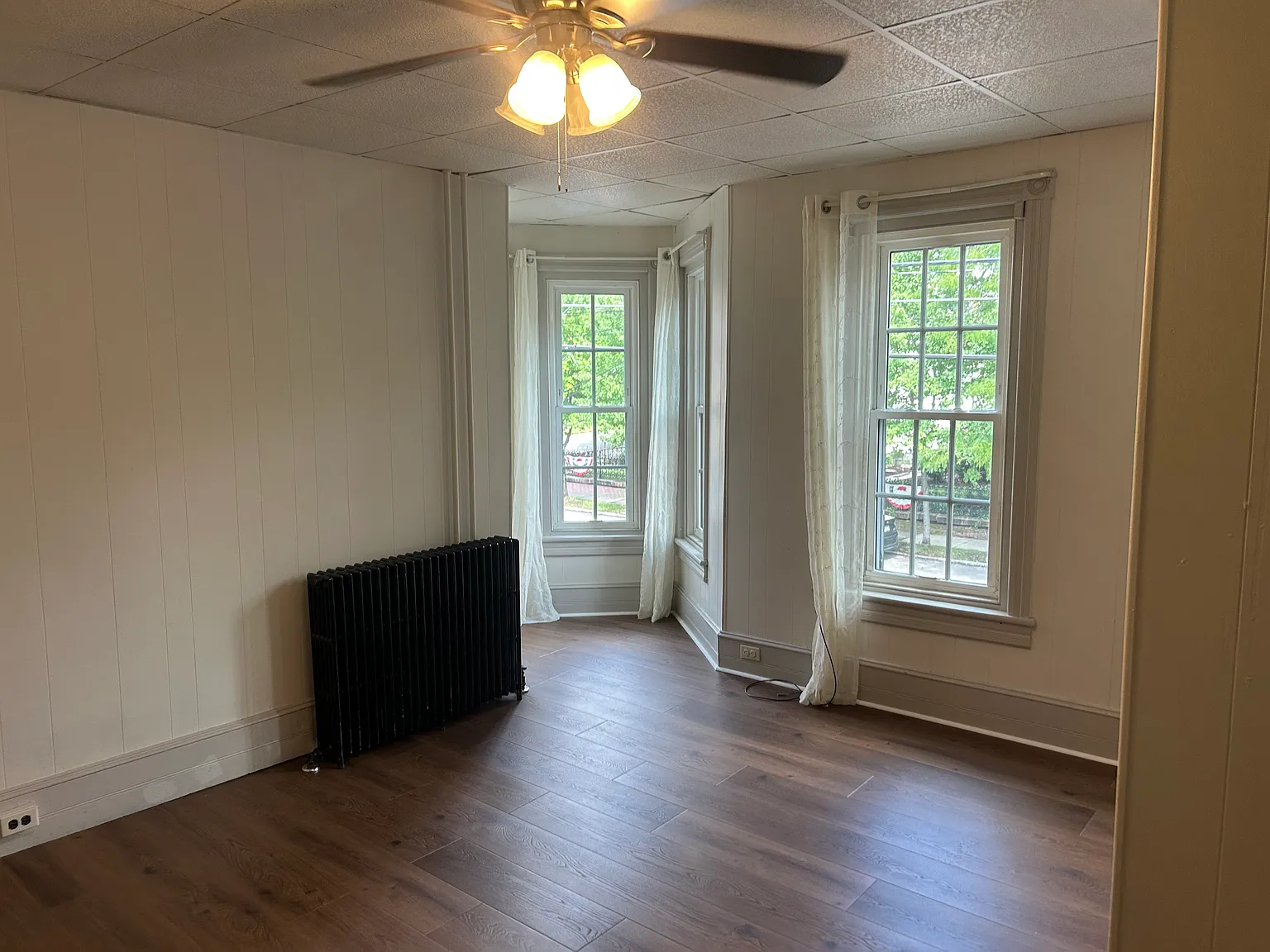 2 bed, $1,100 — Photo 3