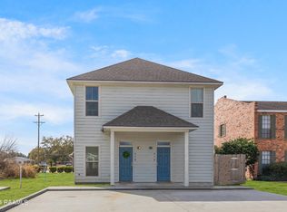 418 Row #3, Lafayette, LA 70508