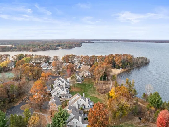N7818 Lakeview Ct, New Lisbon, WI 53950