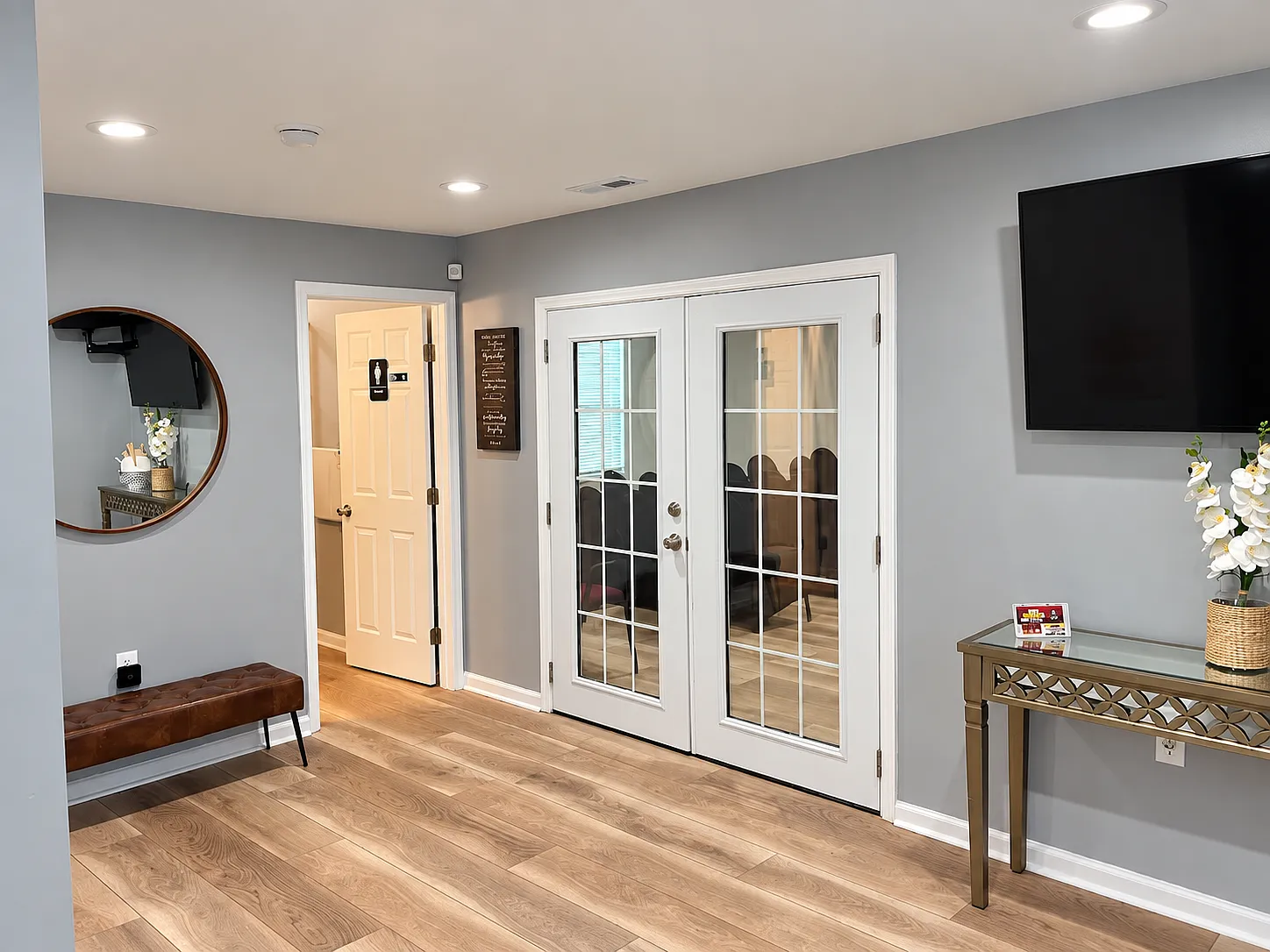 Studio, 2.5 bath, 2500 sqft, $500 — Photo 4
