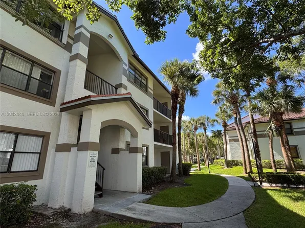 550 S Park Rd, Hollywood, FL