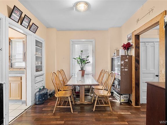 3rd image of 93 Briggs Ave