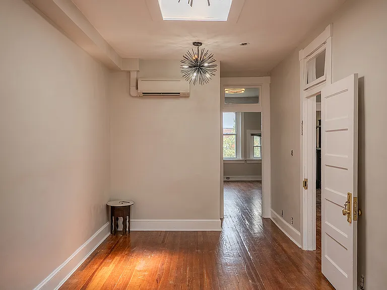 2222 Linden Ave — Photo 35