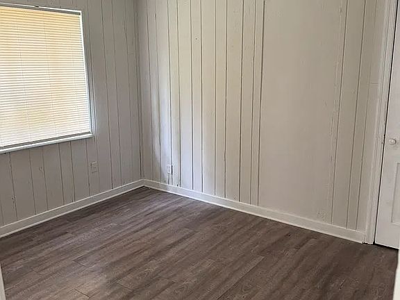5th image of 2677 Shannon St