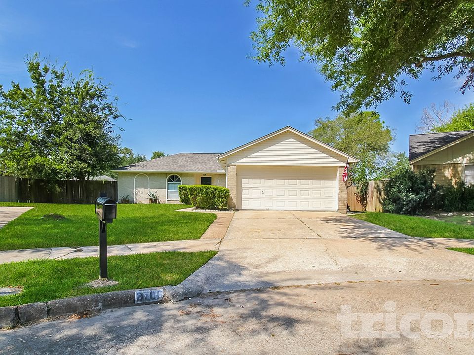1st image of 2706 King James Ct