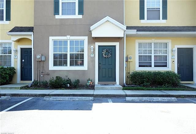 1st image of 3620 Pine Oak Cir APT 102