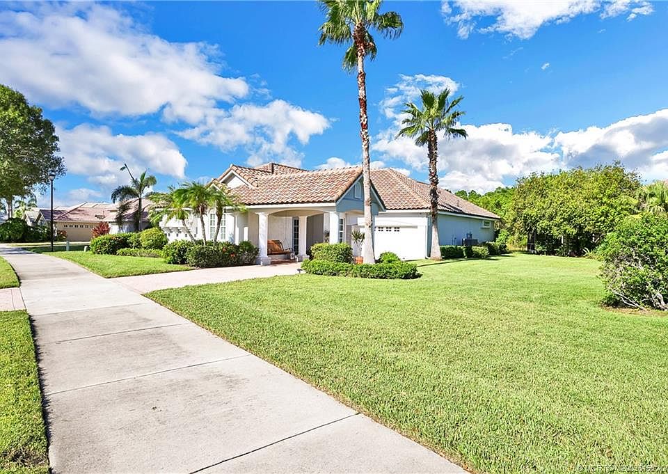 1st image of 592 SW Lake Charles Cir