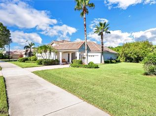 592 SW Lake Charles Cir, Port Saint Lucie, FL 34986