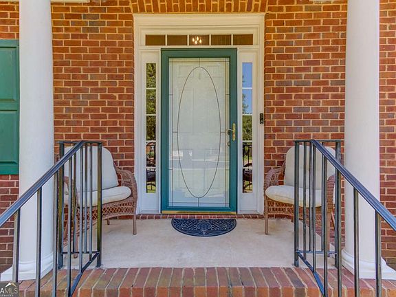 3rd image of 116 Flatrock Ct