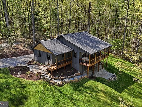 2nd image of 677 Weaver Hollow Rd