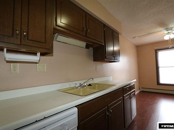 5th image of 4400 S Poplar St #212D