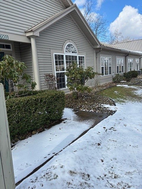1st image of 17003 Dawn Dr