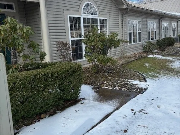 17003 Dawn Dr, Meadville, PA 16335