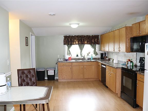 4th image of 1303 Garfield Avenue