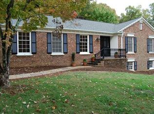 3313 Windrift Dr, Greensboro, NC 27410