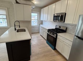 305 W Benson St APT 1, Cincinnati, OH 45215