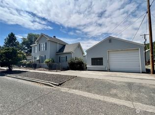 423 E Tremont St, Dayton, WA 99328