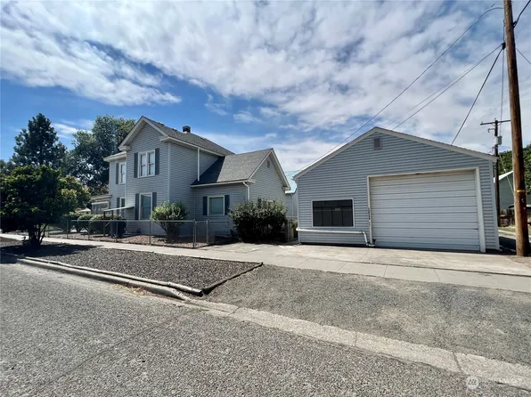 423 E Tremont Street, Dayton, WA 99328
