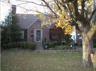 3725 Warner Ave, Saint Matthews, KY 40207