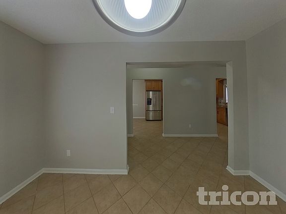 4th image of 131 Winborne Dr