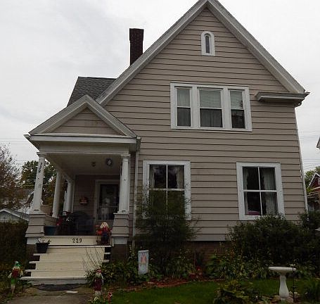 2nd image of 229 Highland Blvd