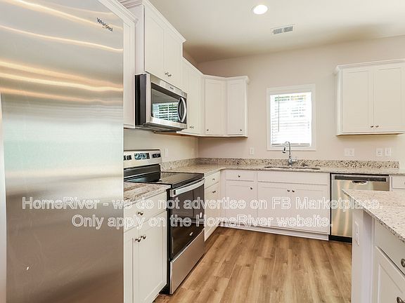 4th image of 1340 Curlew Cir