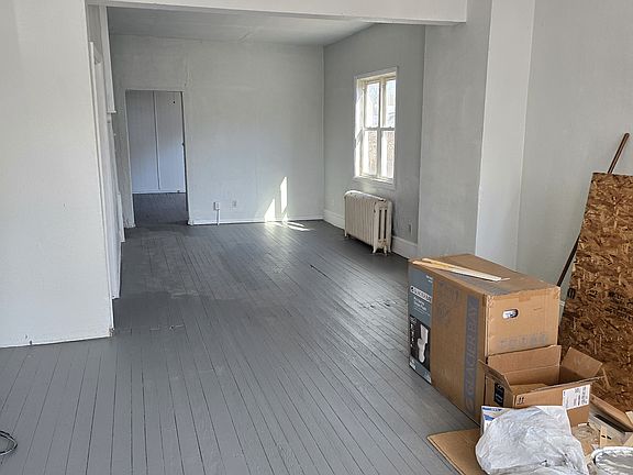 3rd image of 303 N Nice St
