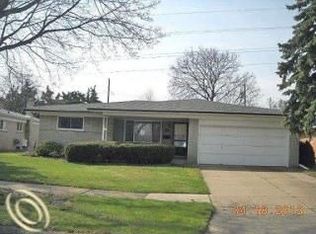 11634 Canterbury Dr, Warren, MI 48093