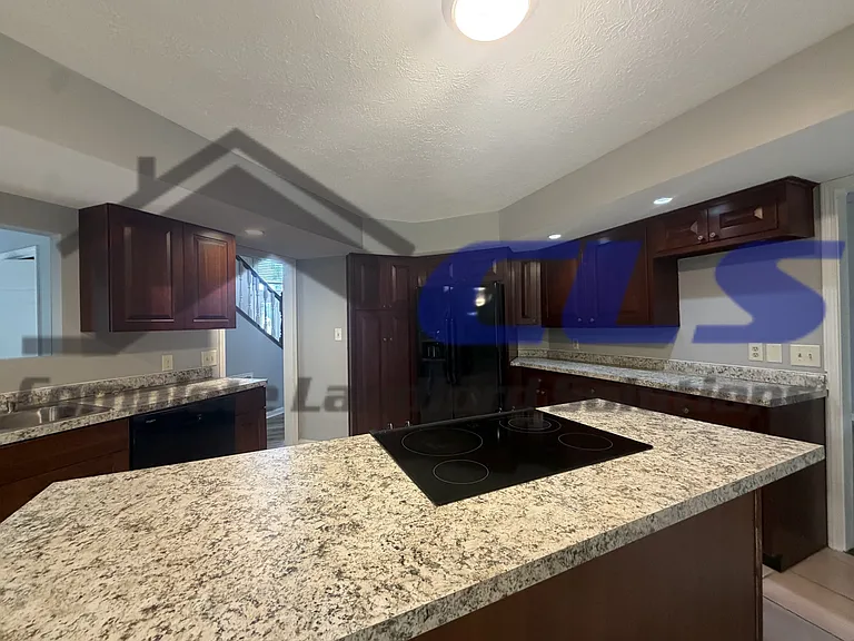 80 Ridgecrest Ct — Photo 6