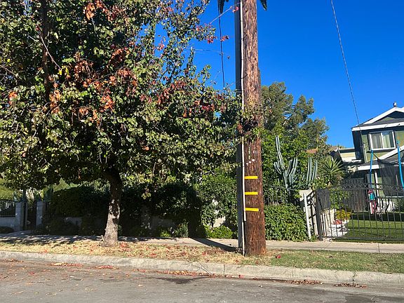 3rd image of 279-285 Parke St