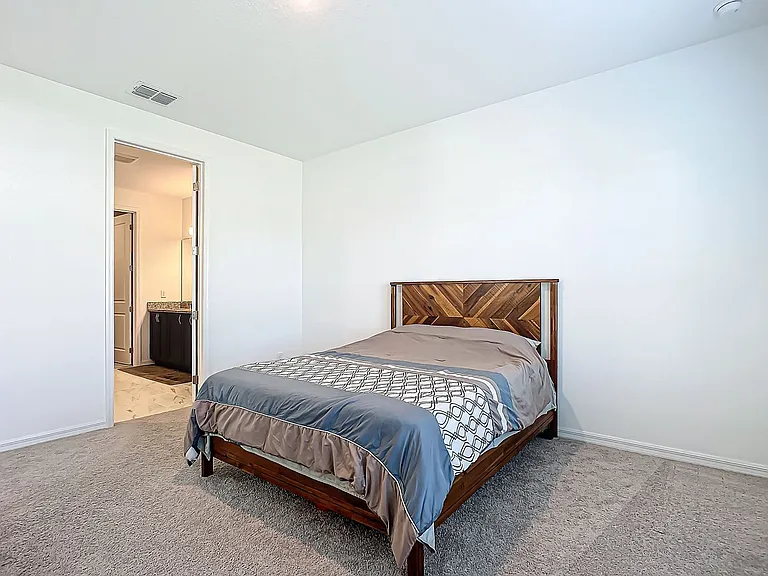 1317 Sterling Pointe Dr — Photo 20
