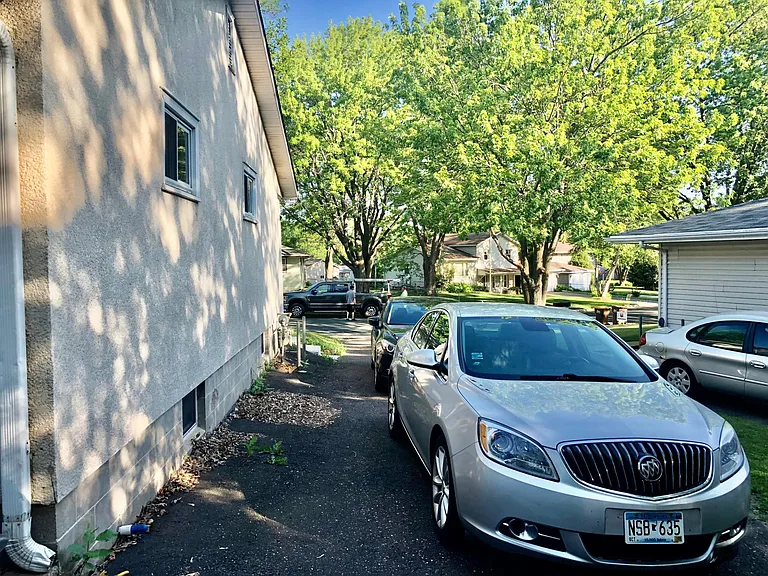 Room for two cars