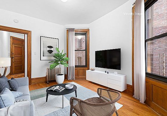 2nd image of 161 E 81st St APT 4W