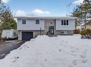 84 Southwood Cres, Greater Napanee, ON K7R 3L2