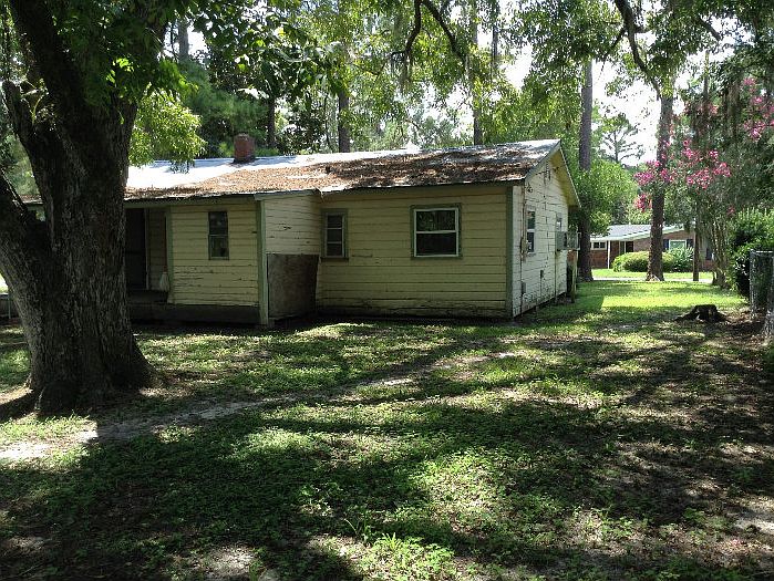 2nd image of 521 White Ave SE