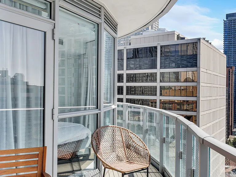 88 Cumberland St #1902 — Photo 32